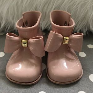 Mini Melissa booties